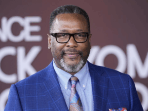 Wendell Pierce raises funds for Black Theatre